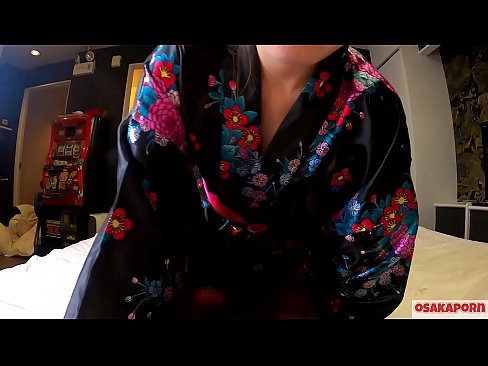 ❤️ Jong cosplay-meisie hou van seks tot orgasme met 'n spuit in 'n perdevrou en 'n blowjob. Asiatiese meisie met harige poes en pragtige tiete in tradisionele Japannese kostuum in amateurvideo wat masturbasie met fokspeelgoed wys. Sakura 3 OSAKAPORN. ️ Porno op af.passionfeverspot.ru ❌